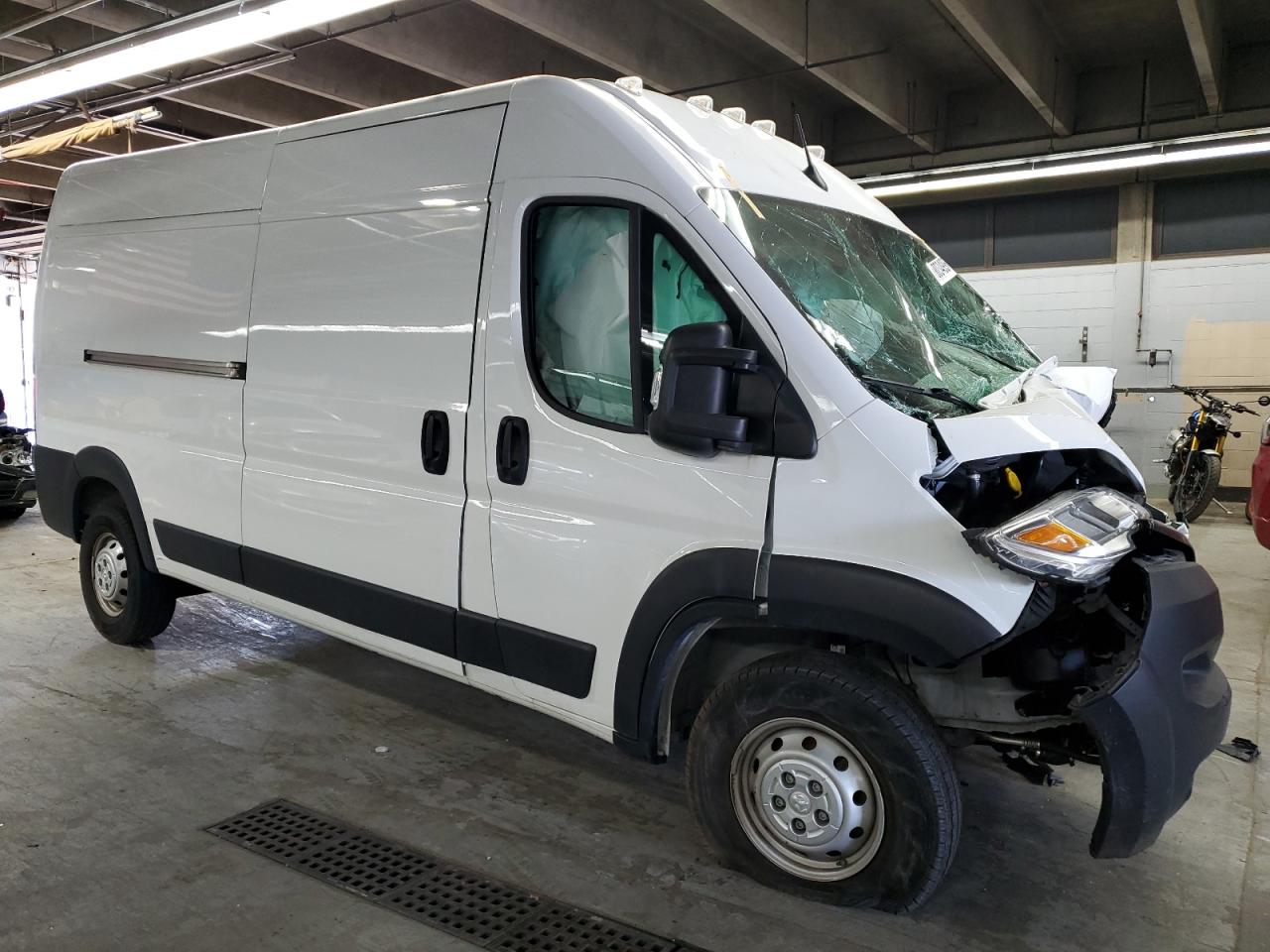 RAM PROMASTER 2500 HIGH