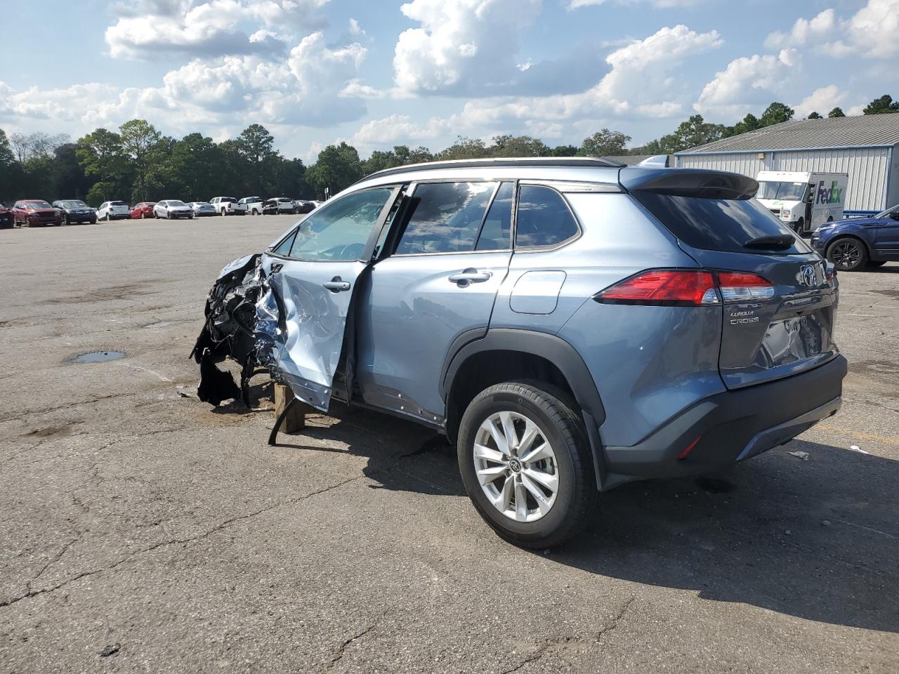 TOYOTA COROLLA CROSS LE