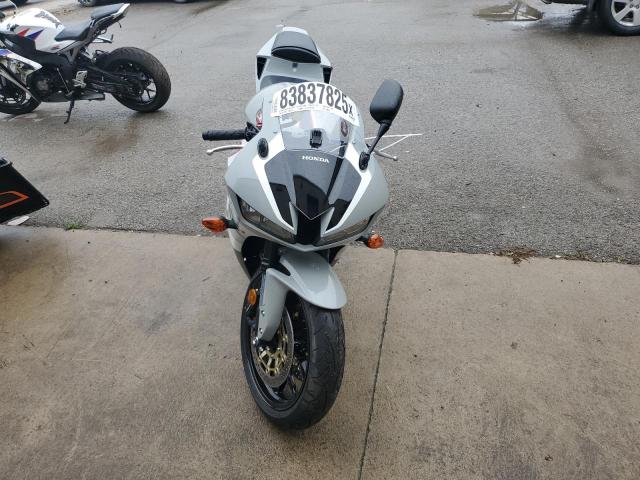 2026 HONDA CBR600 RR JH2PC40H7TK300153