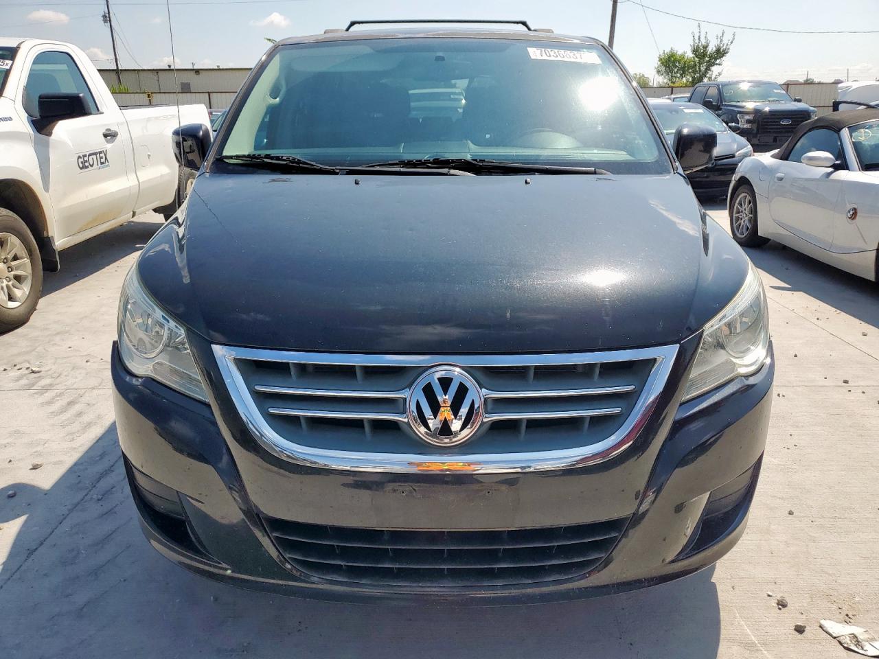 VOLKSWAGEN ROUTAN SE
