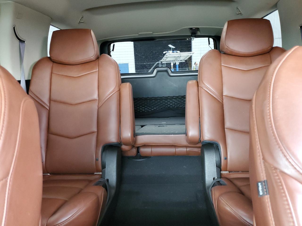 CADILLAC ESCALADE PREMIUM LUXURY