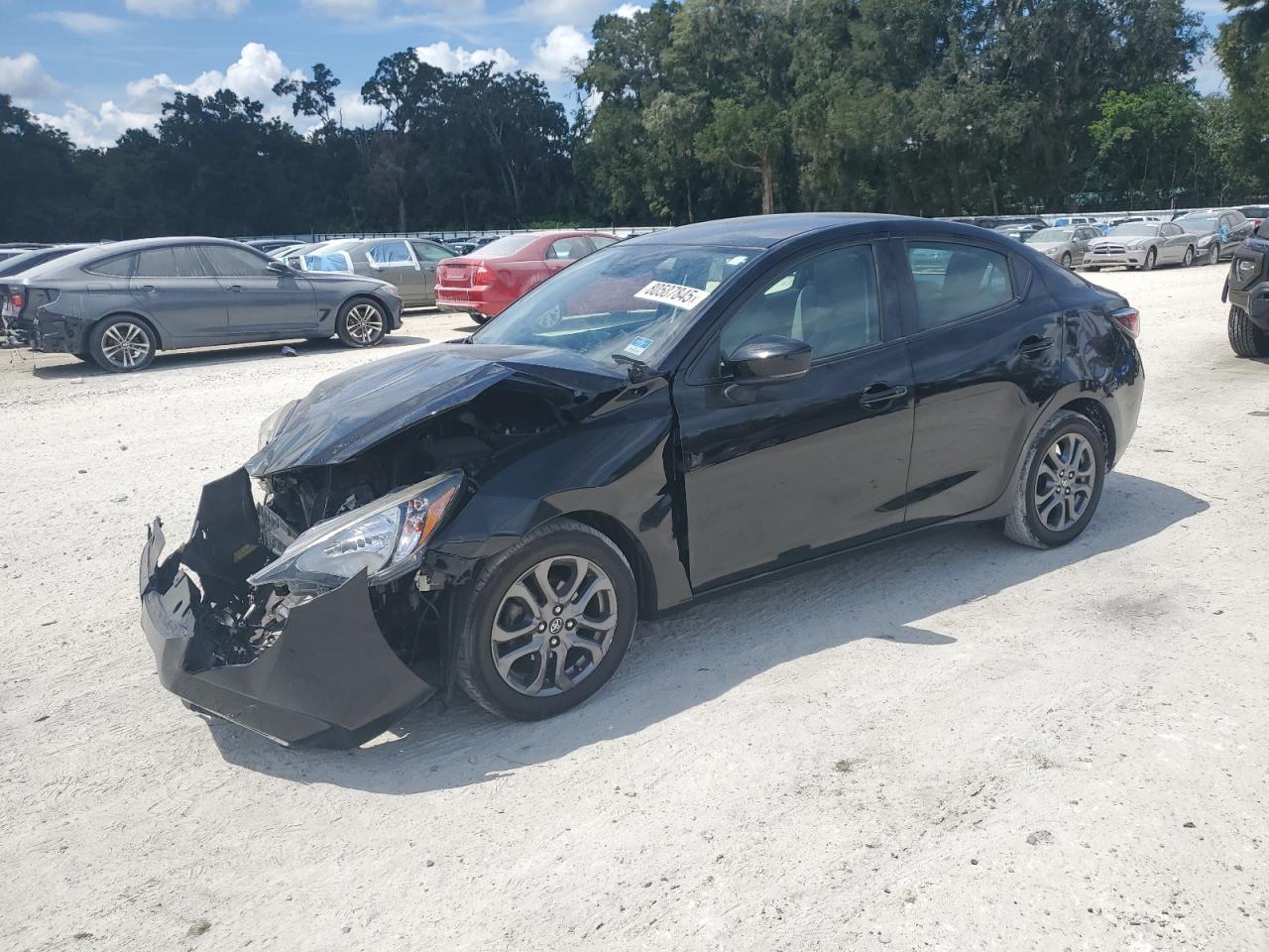 TOYOTA YARIS L