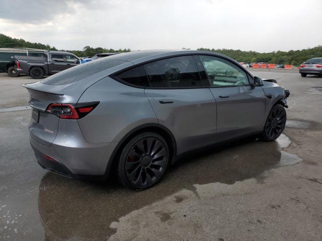 2025 TESLA MODEL Y 7SAYGDEF5SF304631