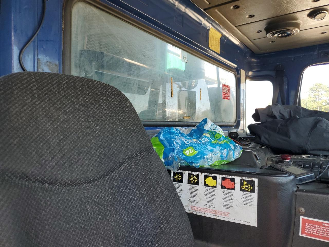 Lot #3287715005 2016 AUTOCAR LLC XPEDITOR