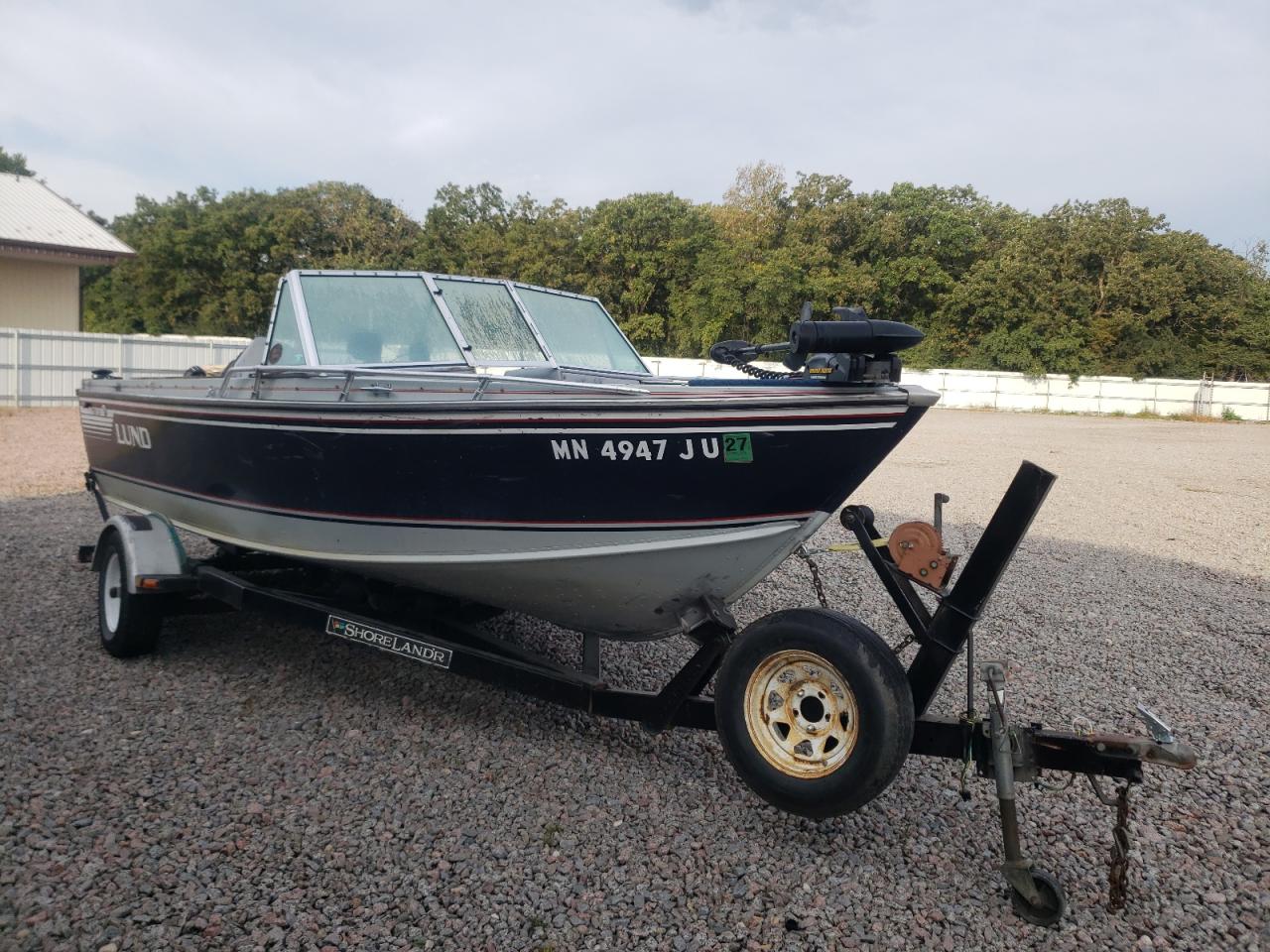 Lot #3242589589 1988 LUND BOAT