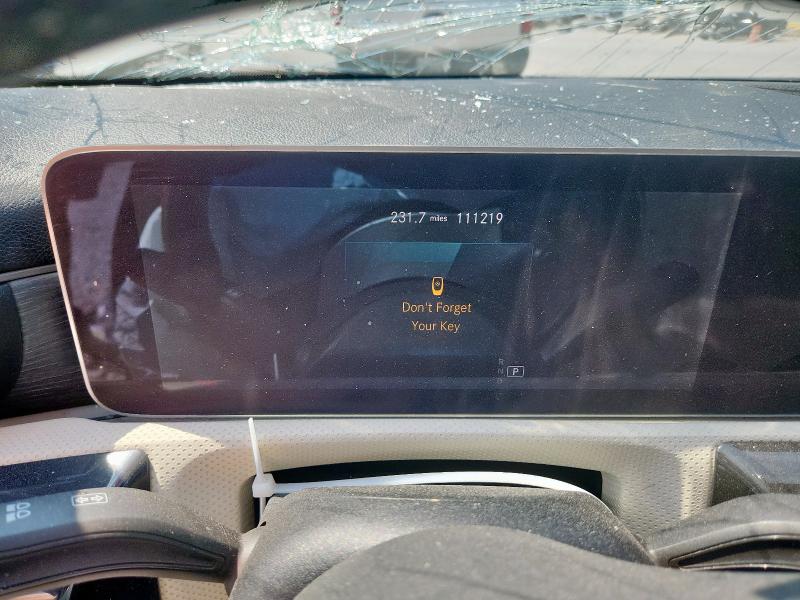 2019 MERCEDES-BENZ A 220 4MAT WDD3G4FB8KW001377