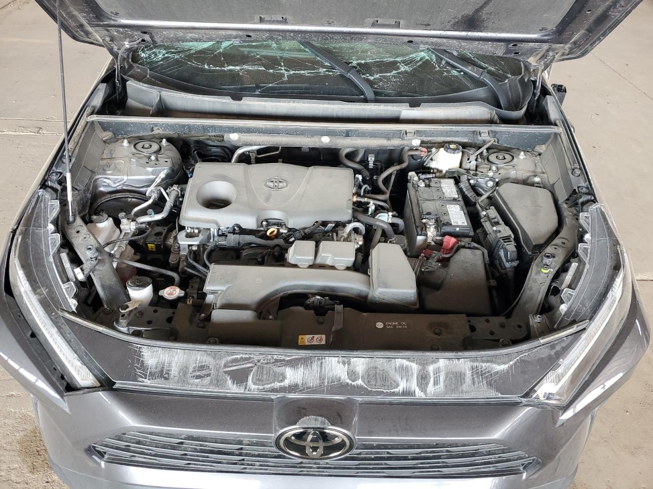 TOYOTA RAV4 LE