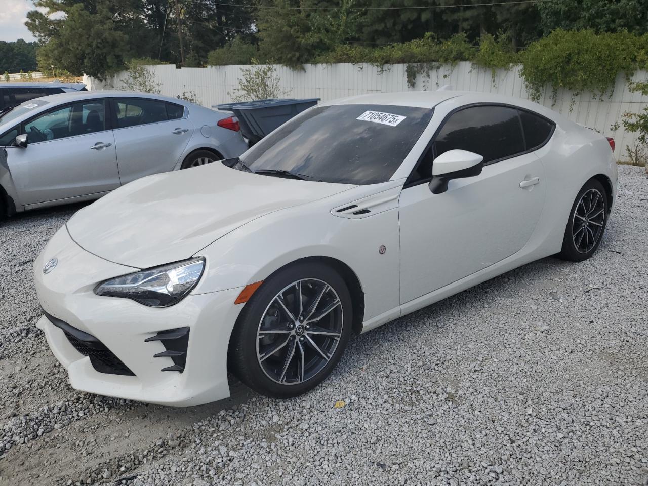 TOYOTA GR86