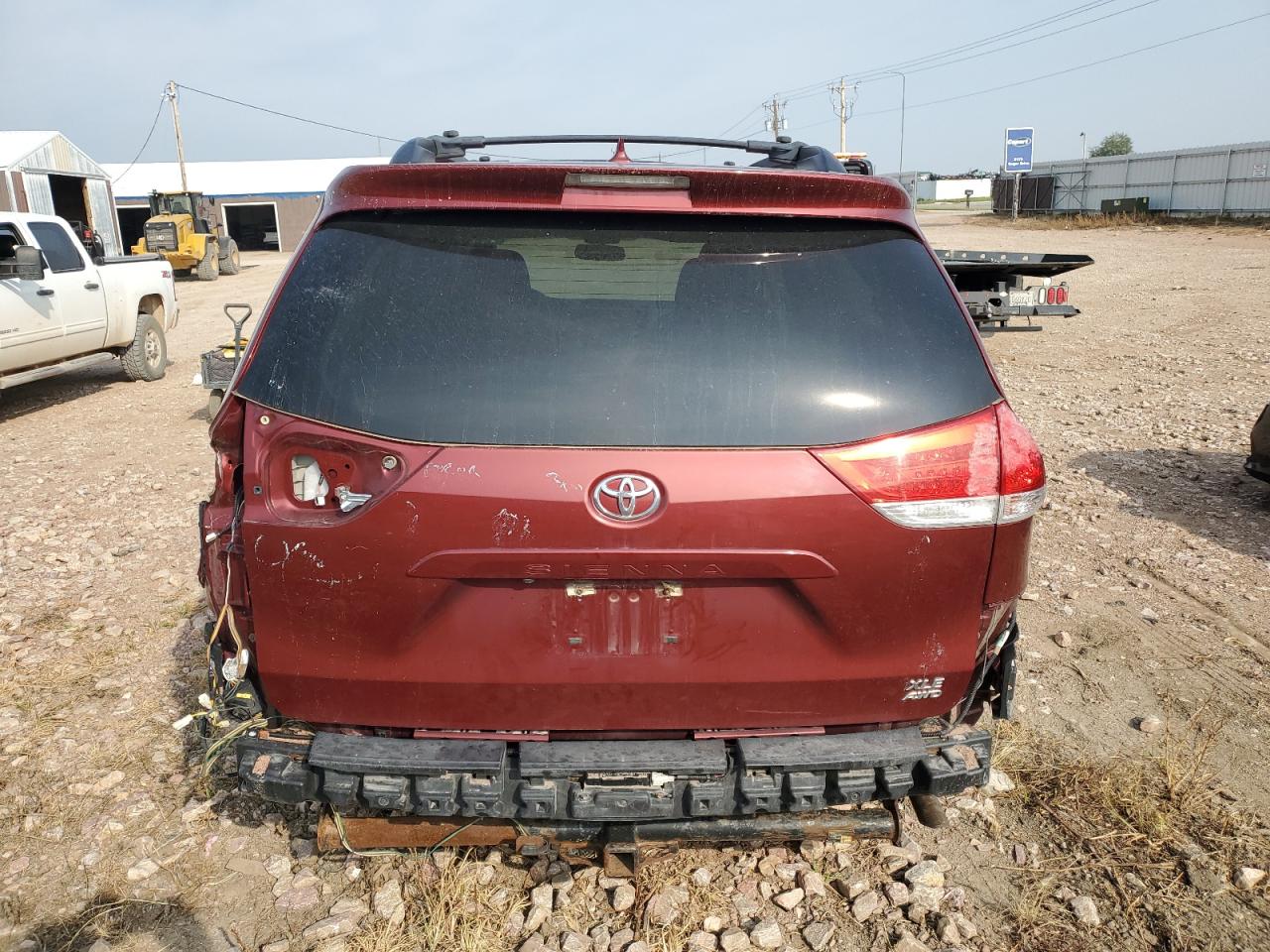 TOYOTA SIENNA XLE