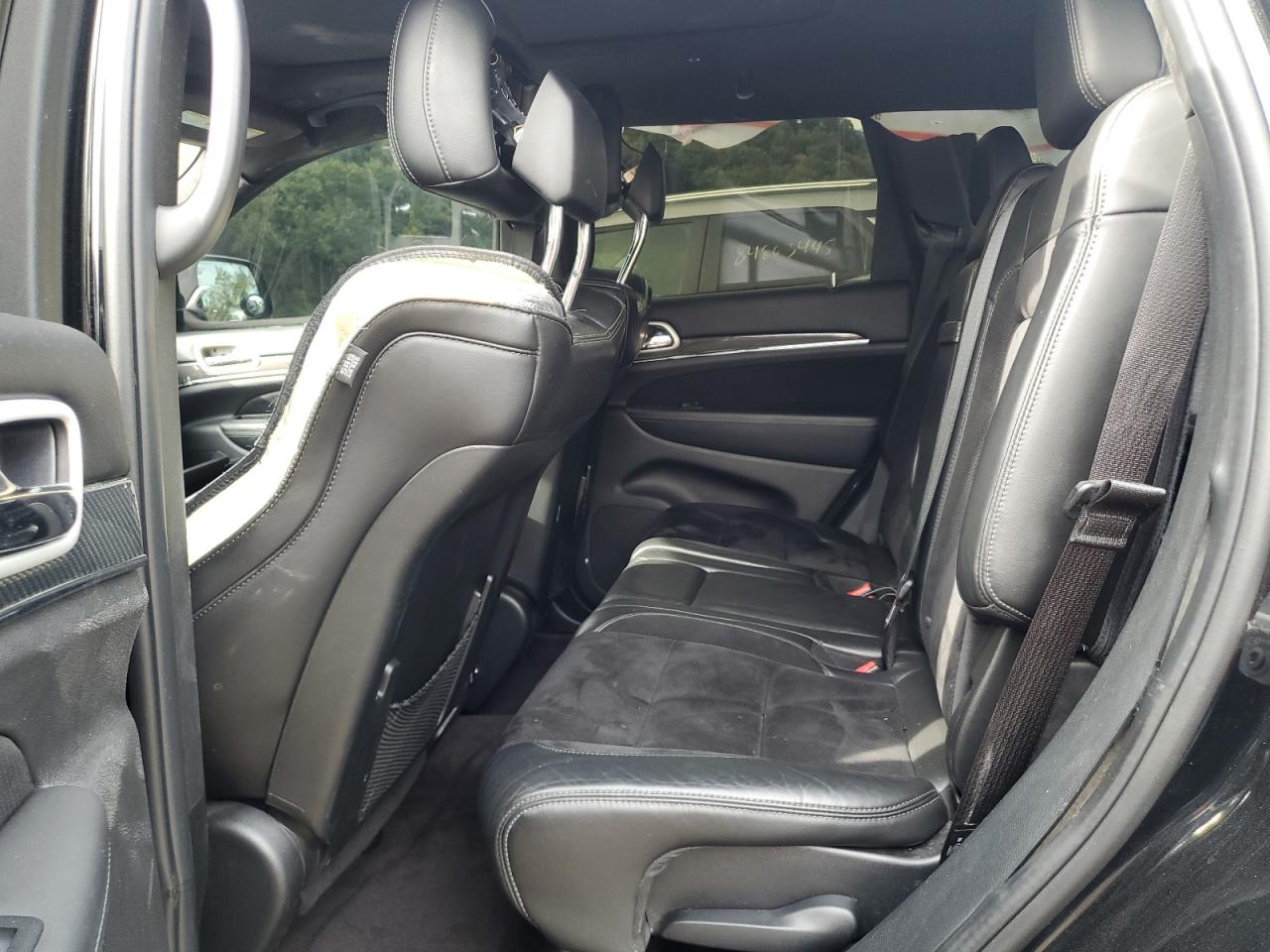 JEEP GRAND CHEROKEE SRT-8