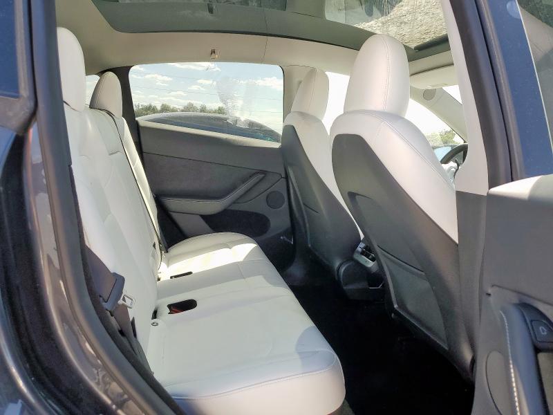 2024 TESLA MODEL Y - 7SAYGDEE1RA231742