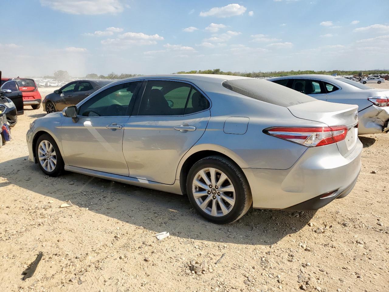 TOYOTA CAMRY L