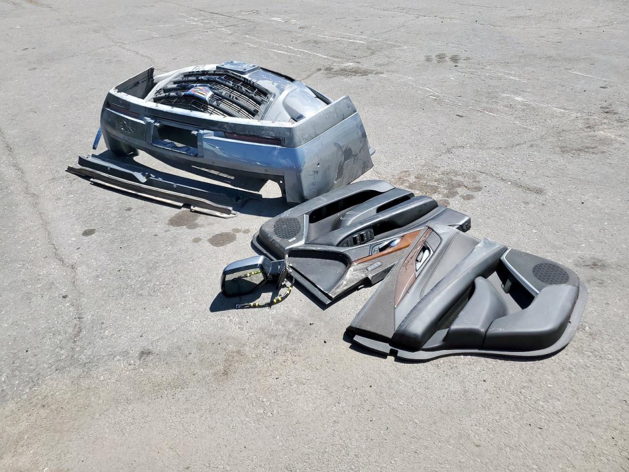 CADILLAC ESCALADE PREMIUM LUXURY