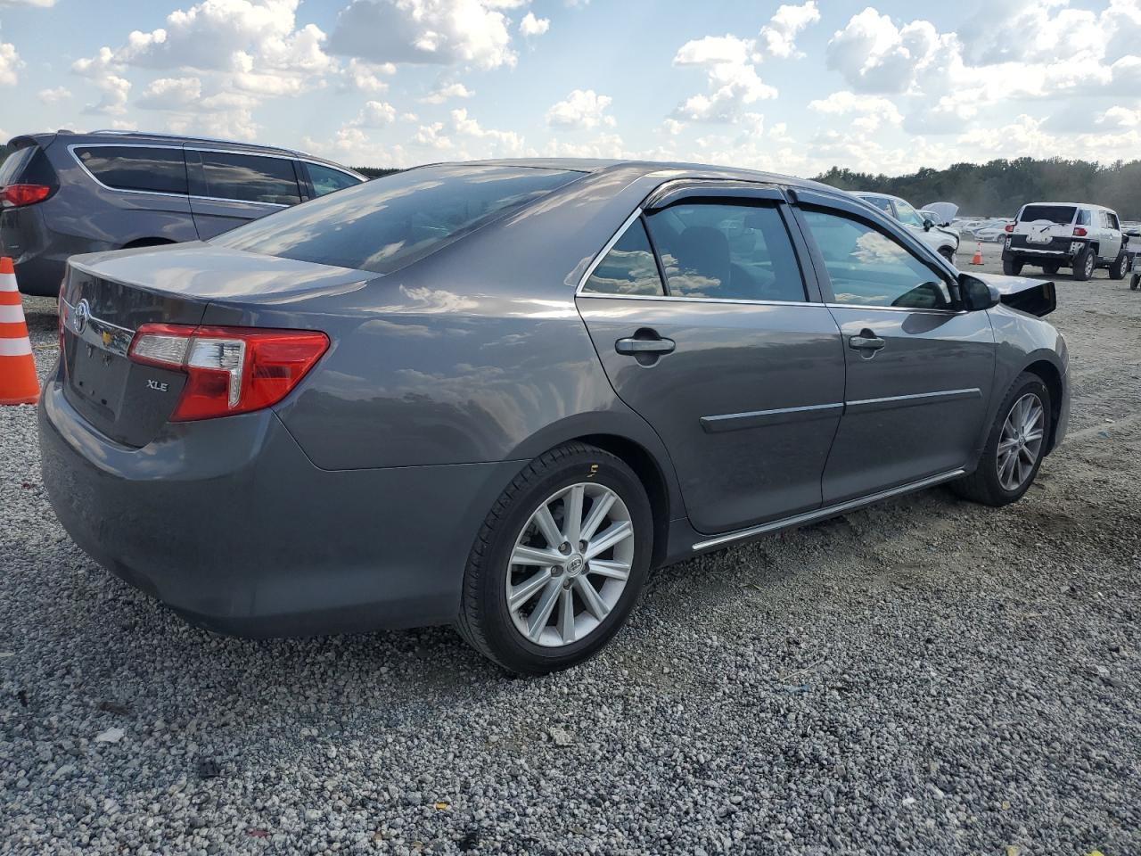 TOYOTA CAMRY L