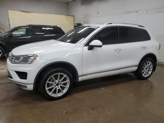 2016 VOLKSWAGEN TOUAREG TD WVGEP9BP6GD005928