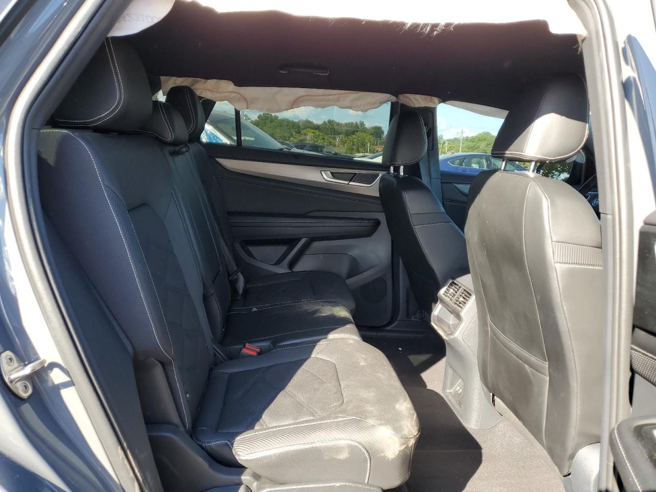 VOLKSWAGEN ATLAS CROSS SPORT SE