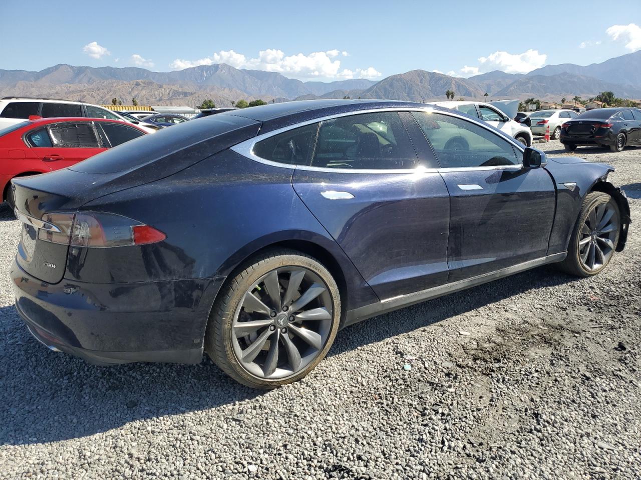 TESLA MODEL S