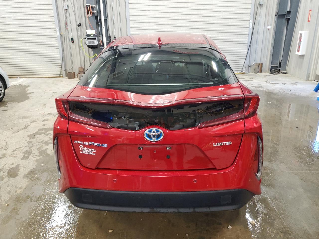 TOYOTA PRIUS PRIME LE
