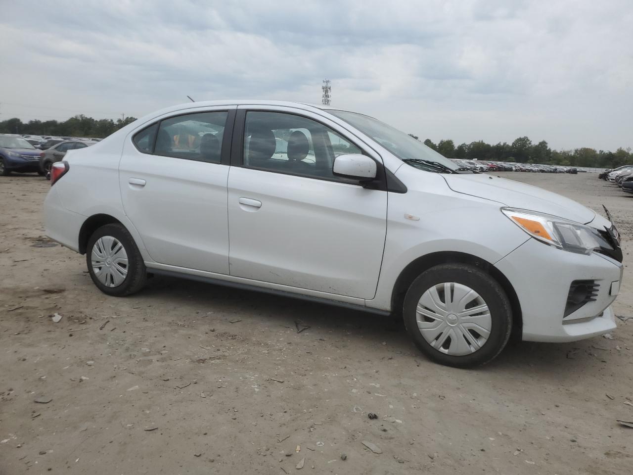 MITSUBISHI MIRAGE G4 ES