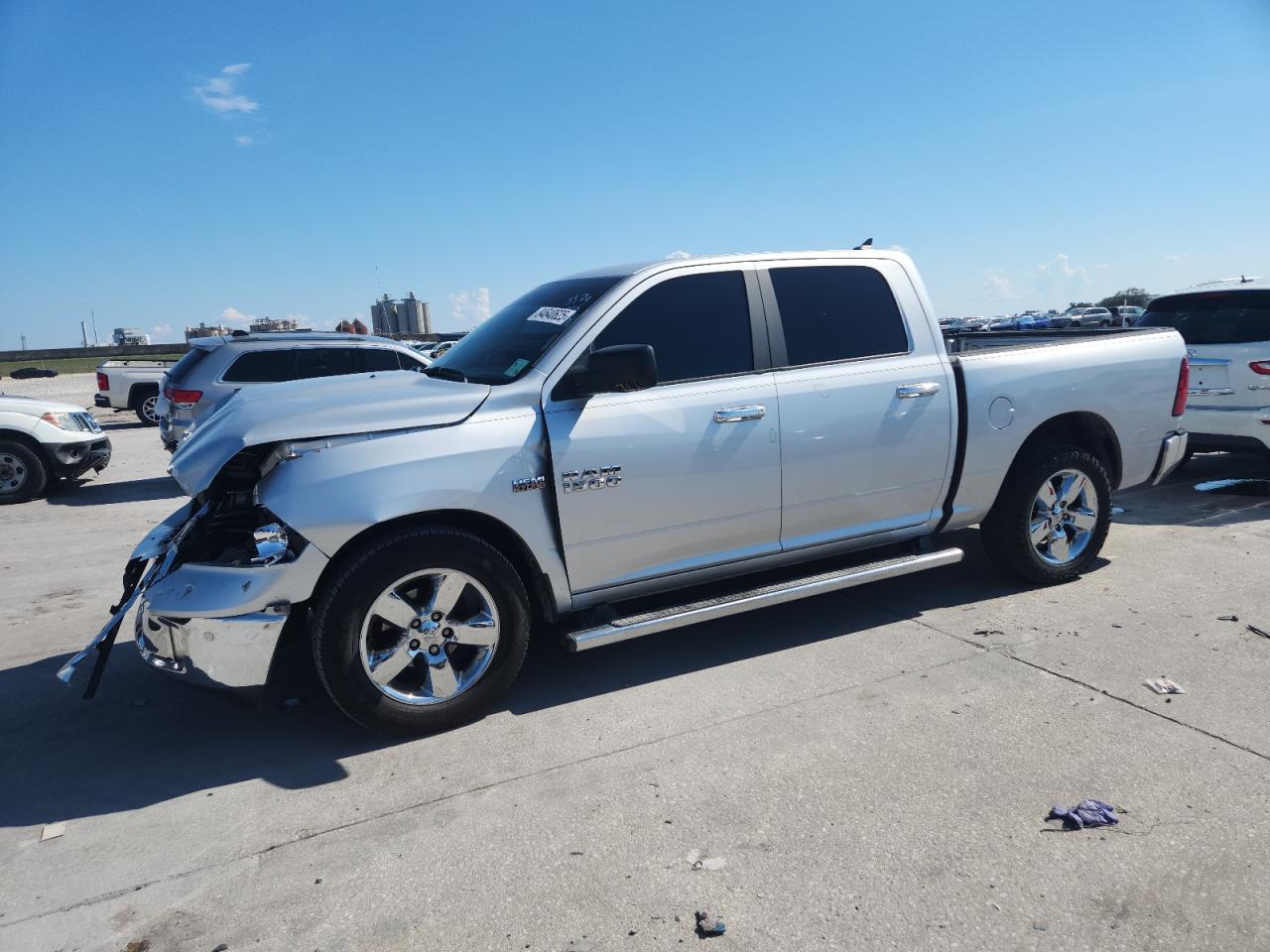 RAM 1500 SLT