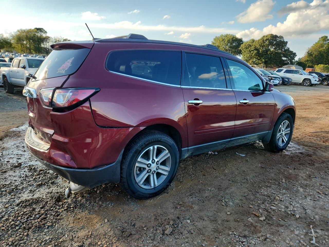 CHEVROLET TRAVERSE LT