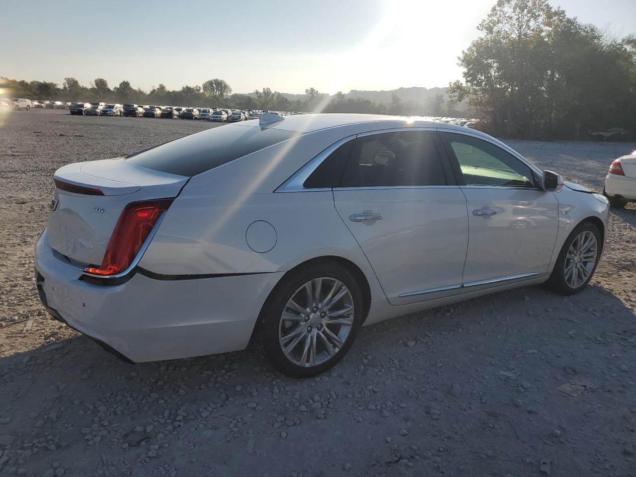 CADILLAC XTS LUXURY