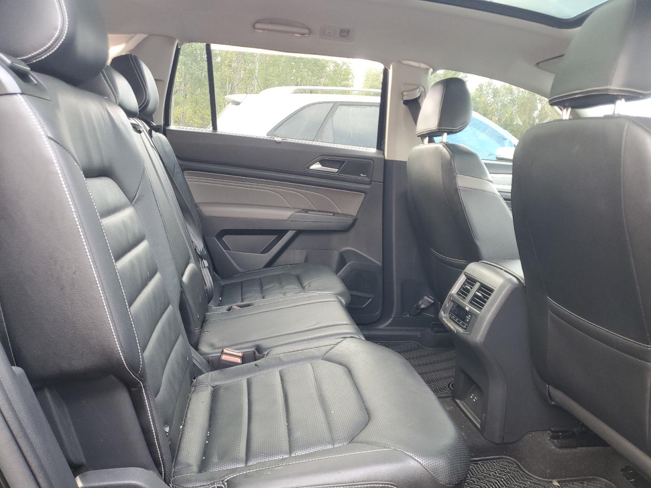 VOLKSWAGEN ATLAS SEL R-LINE