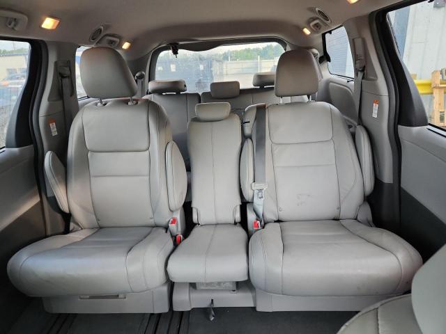 2017 TOYOTA SIENNA XLE 5TDYZ3DC3HS866704