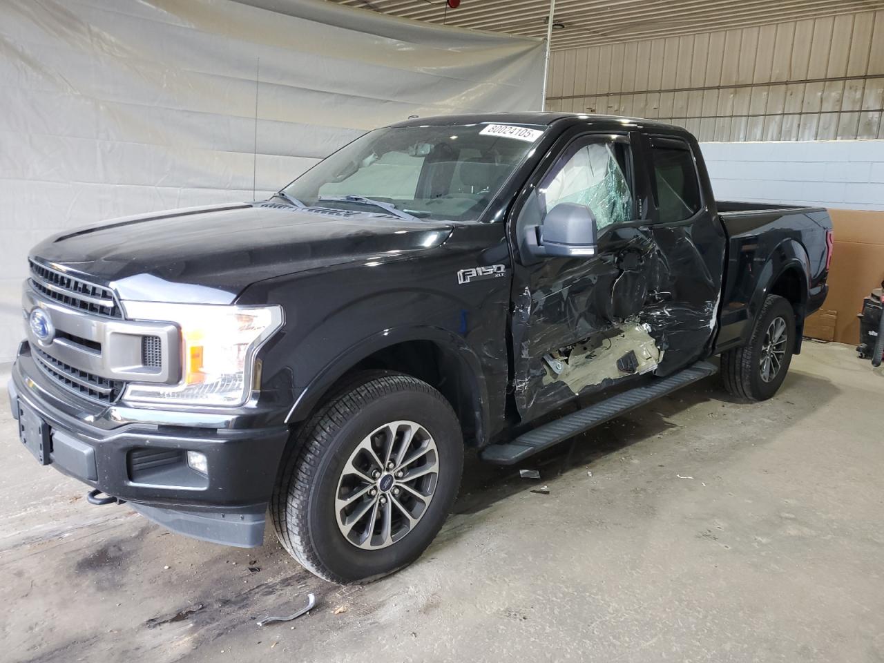 FORD F-150 SUPER CAB