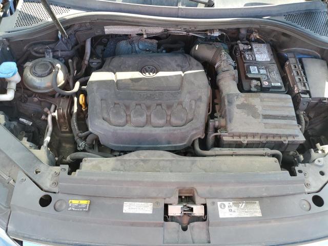 2018 VOLKSWAGEN TIGUAN SE 3VV3B7AXXJM205451