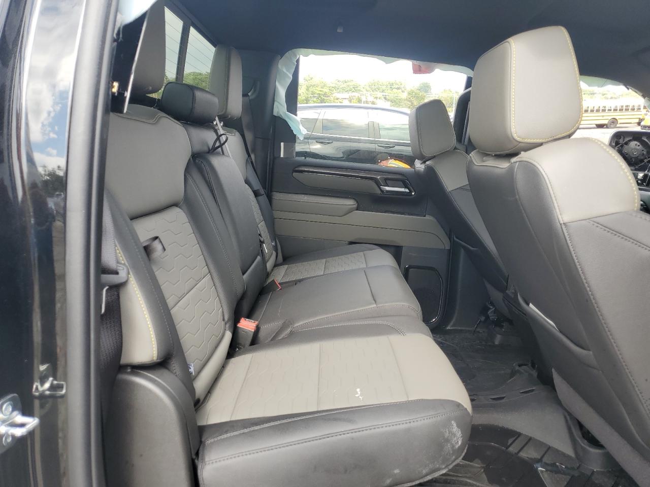 CHEVROLET SILVERADO K2500 ZR2