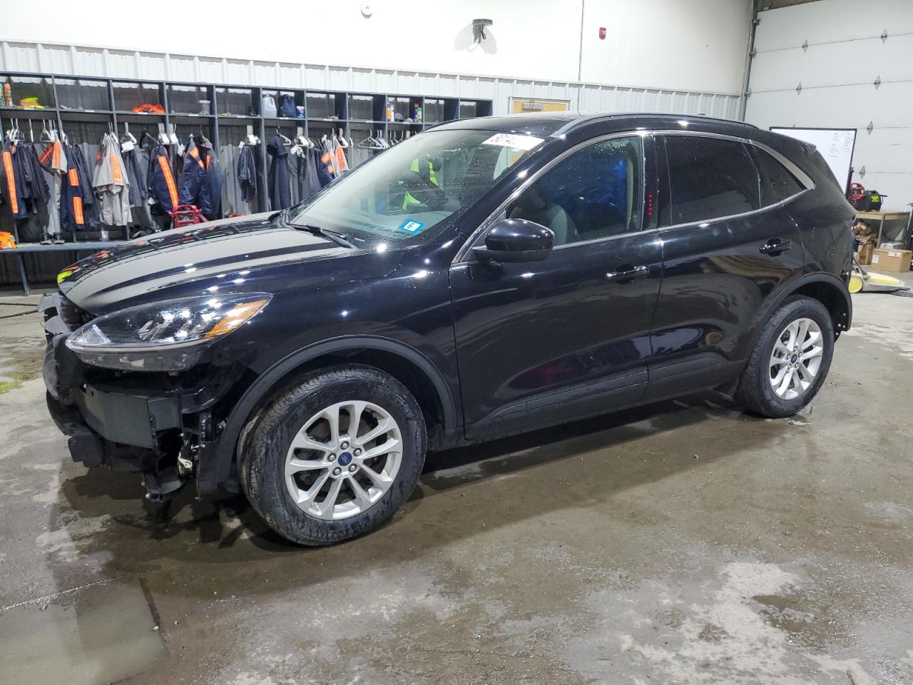 Lot #3242660585 2020 FORD ESCAPE SE