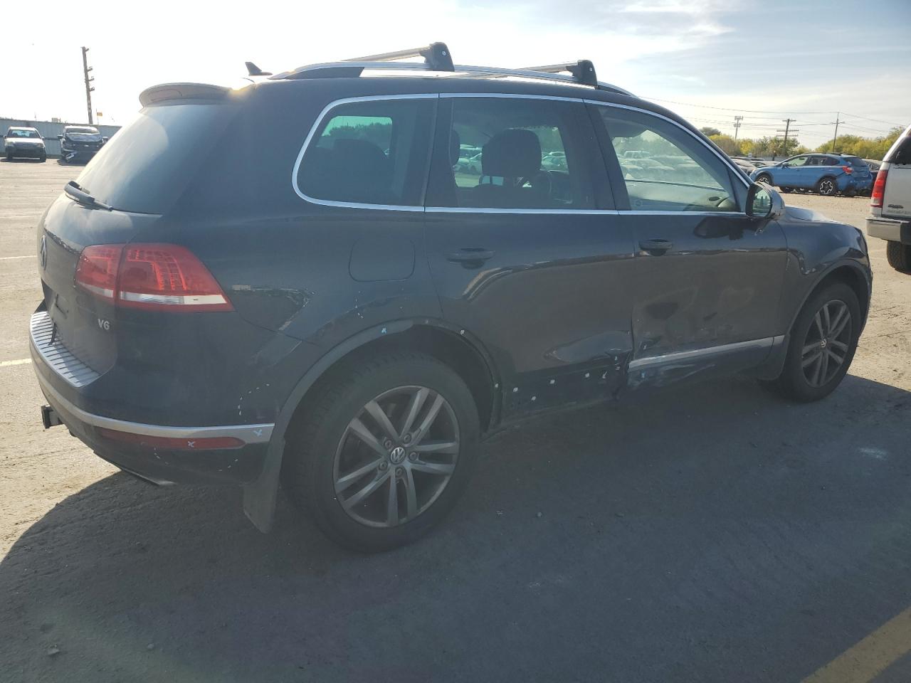 Lot #3310359032 2016 VOLKSWAGEN TOUAREG SP