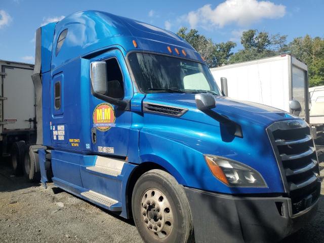 FREIGHTLINER CASCADIA 1
