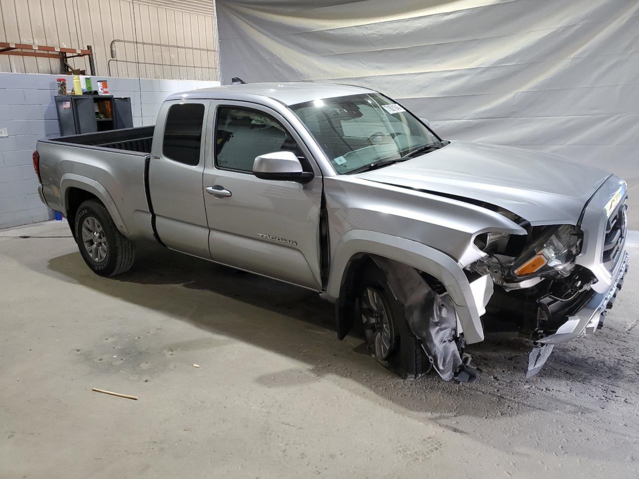 TOYOTA TACOMA ACCESS CAB