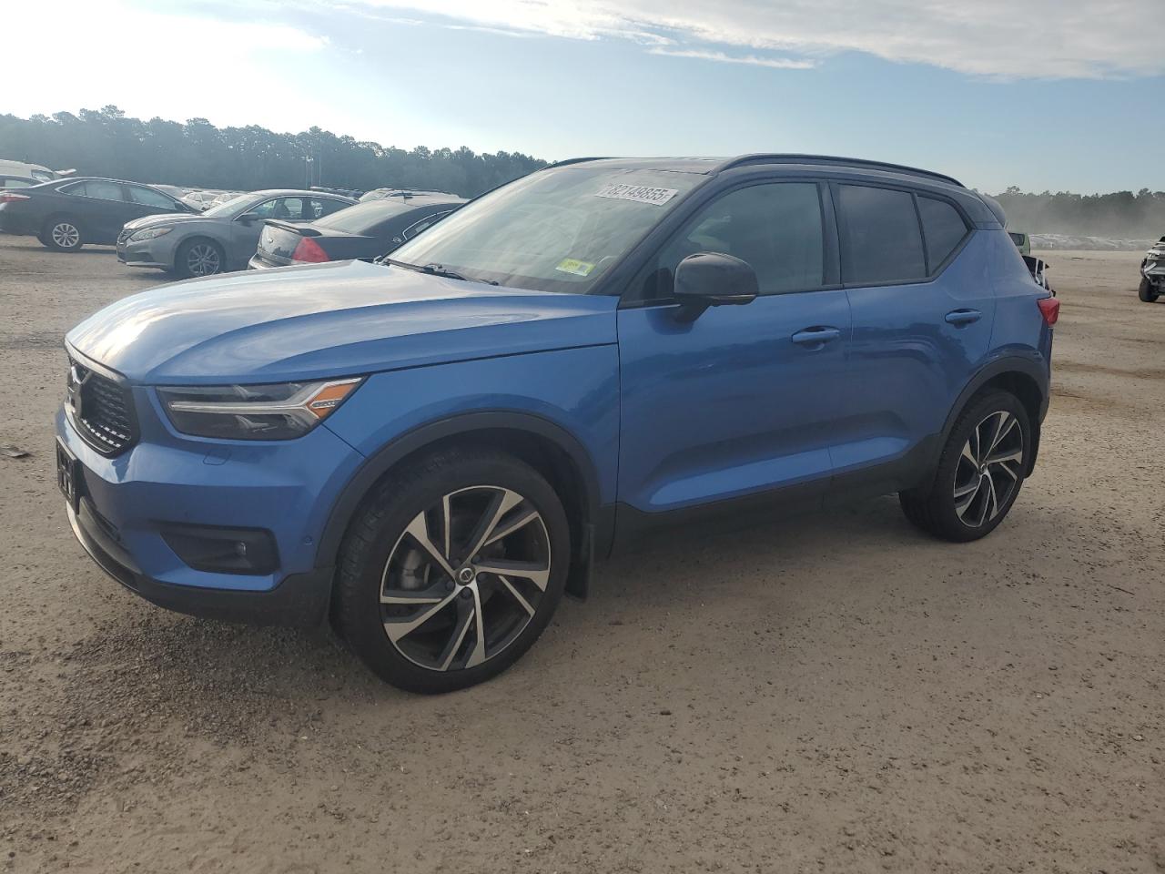 VOLVO XC40 T5 R-DESIGN