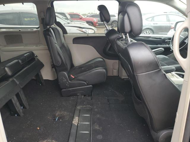 2016 CHRYSLER TOWN & COU 2C4RC1JG9GR232418