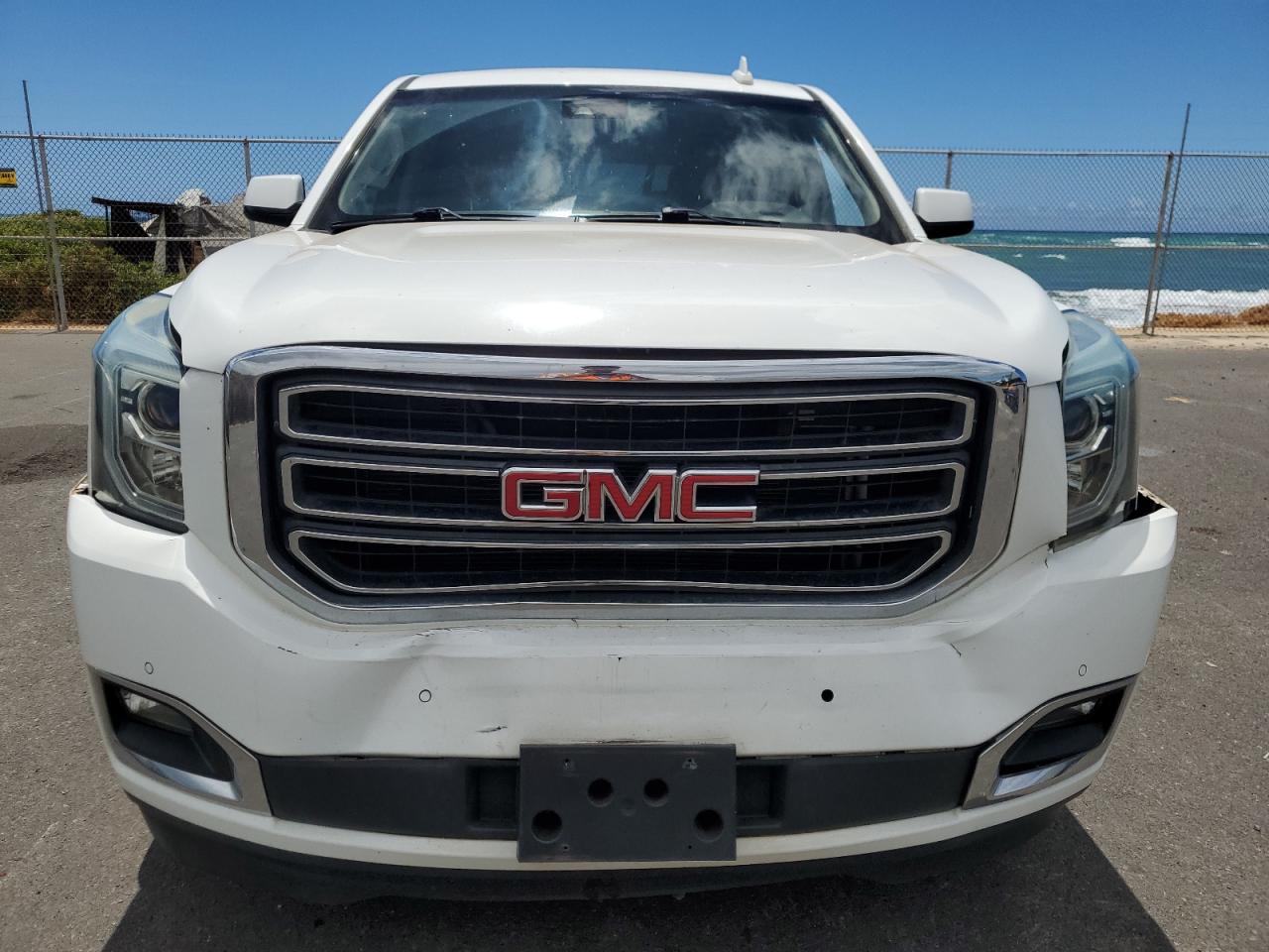 GMC YUKON SLT