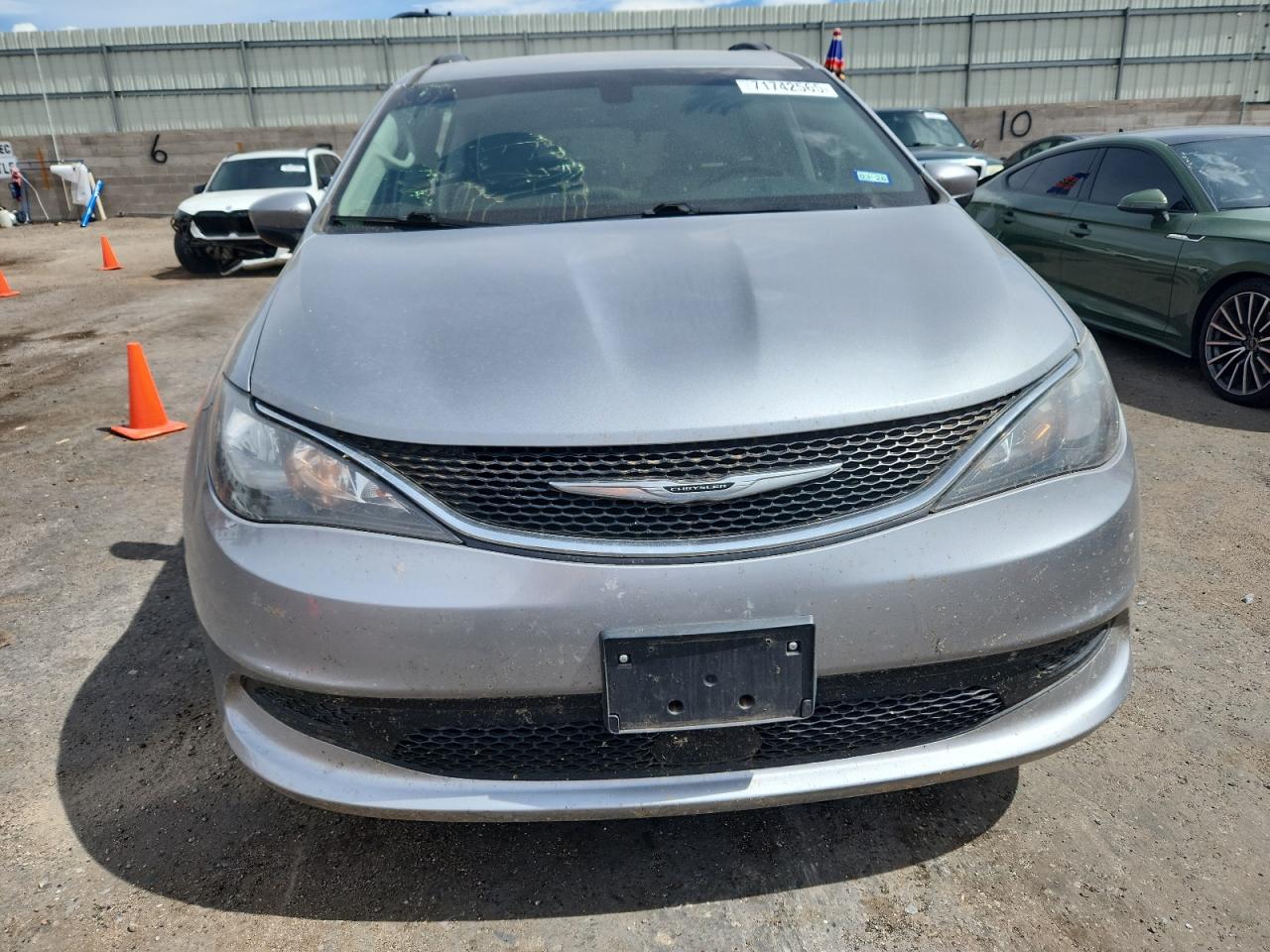 CHRYSLER VOYAGER LXI