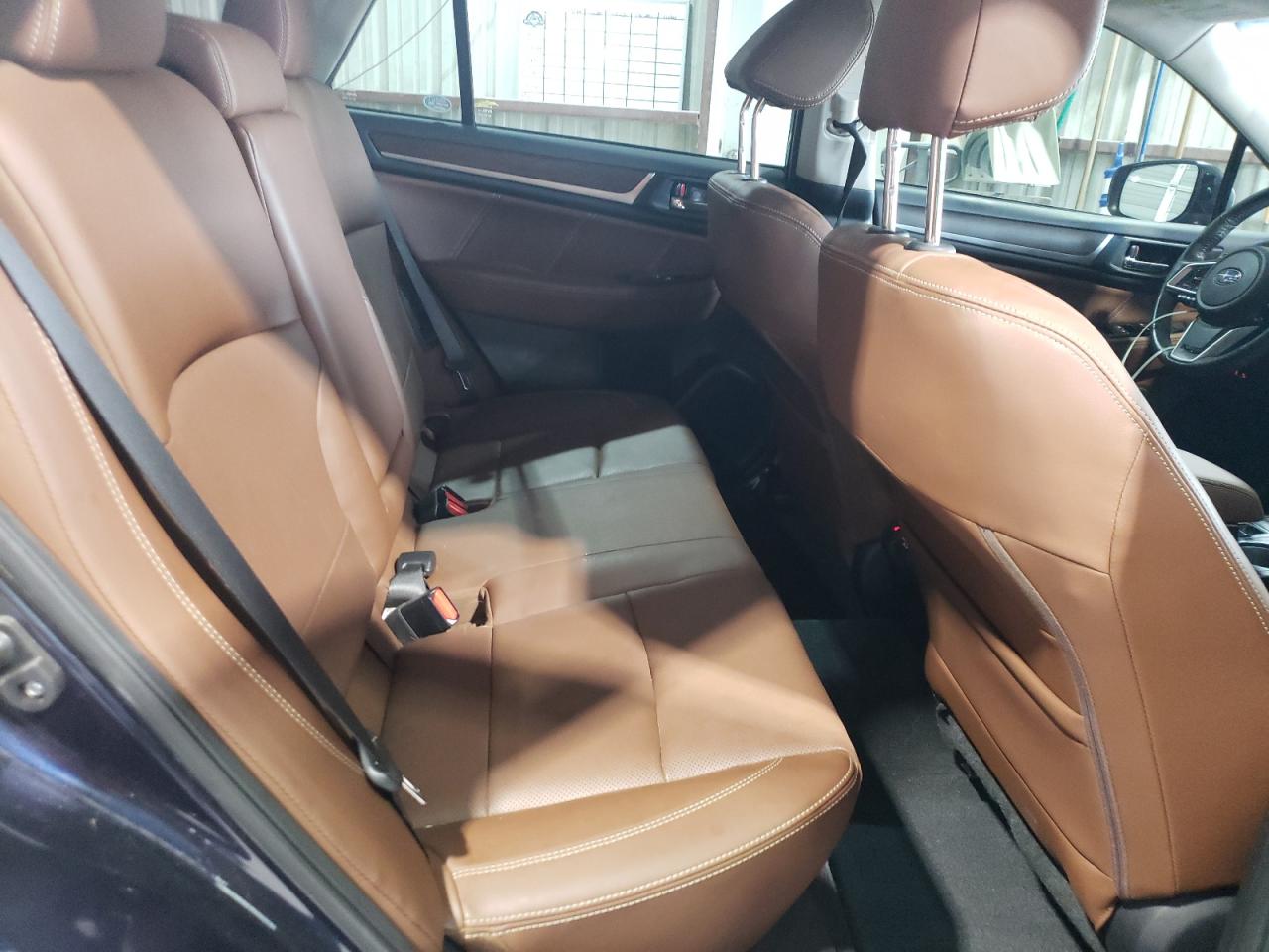 SUBARU OUTBACK TOURING