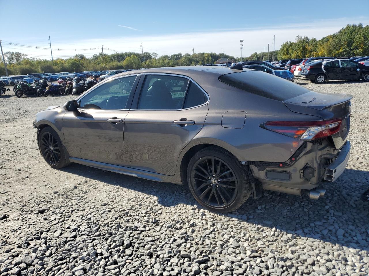 TOYOTA CAMRY XSE