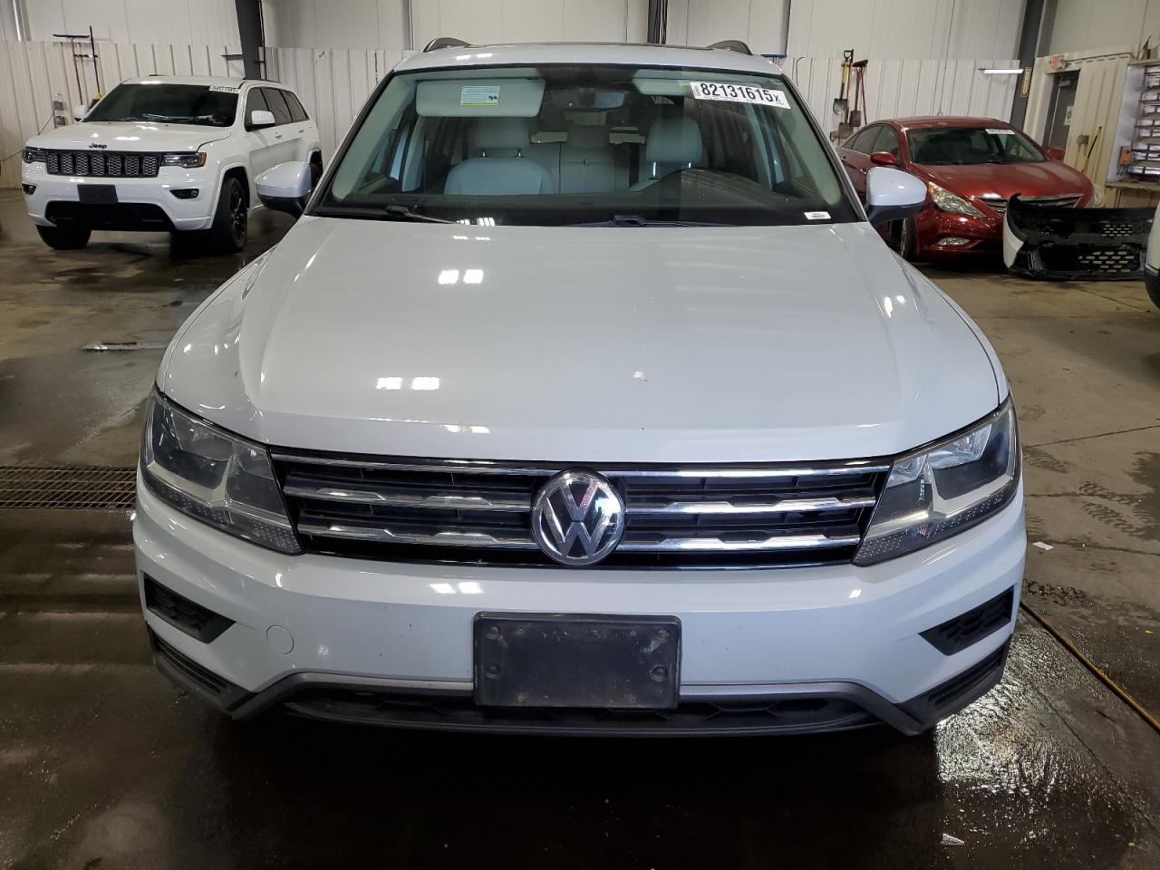 VOLKSWAGEN TIGUAN SE