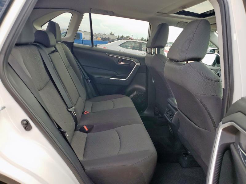 2022 TOYOTA RAV4 XLE 2T3W1RFVXNW203012