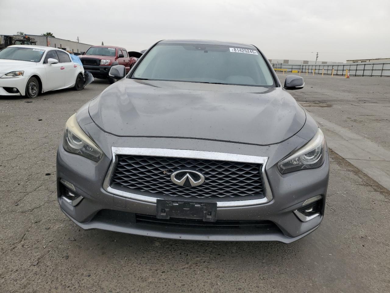 INFINITI Q50 LUXE