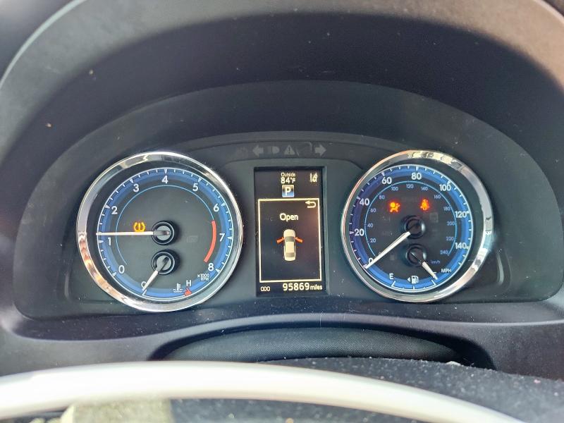 2018 TOYOTA COROLLA L 5YFBURHE8JP772741