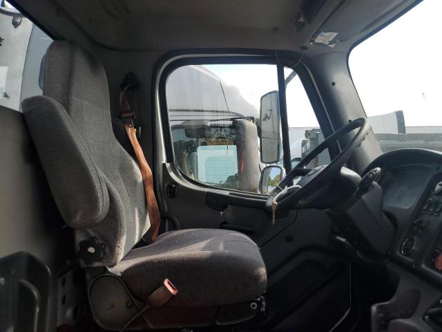2015 FREIGHTLINER M2 #3279534254