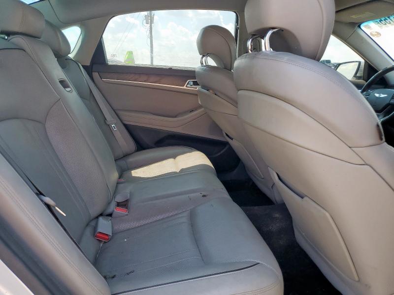 2015 HYUNDAI GENESIS 5. KMHGN4JF7FU060610