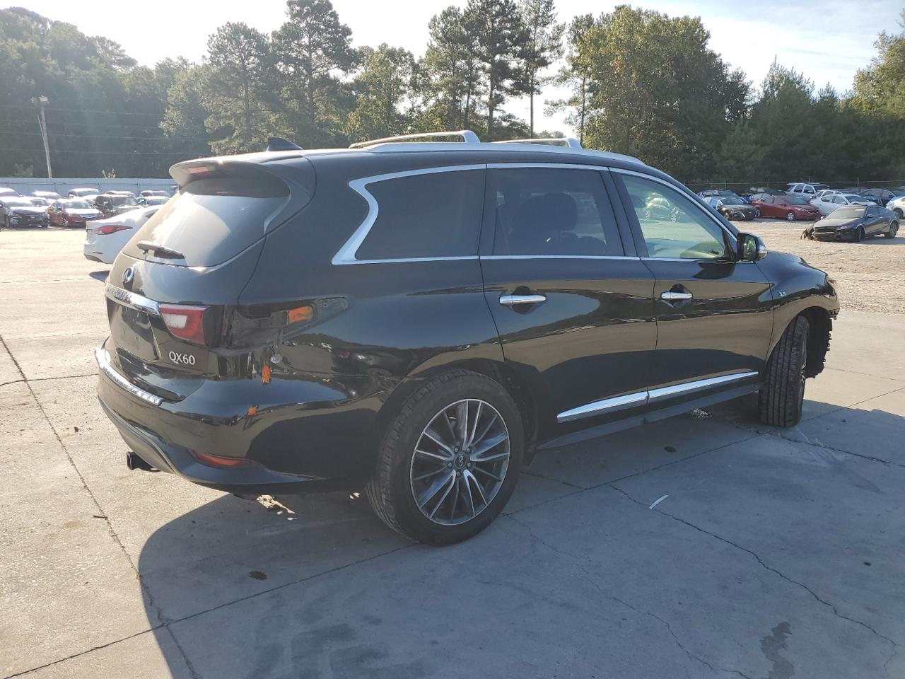 INFINITI QX60 LUXE