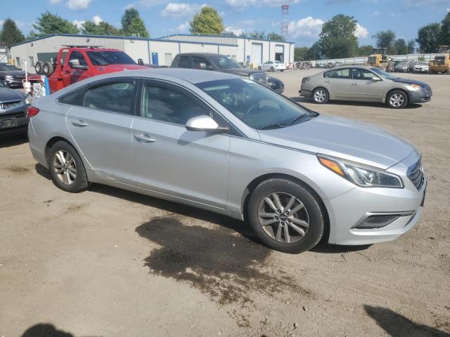 2017 HYUNDAI SONATA SE 5NPE24AF5HH565658