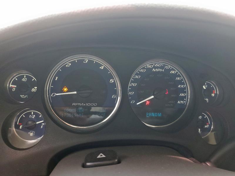 2011 CHEVROLET TAHOE C150 - 1GNSCBE08BR176692